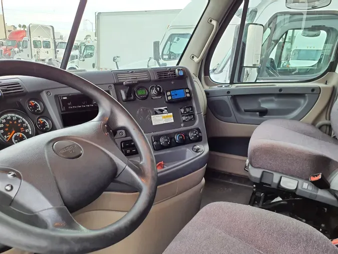 2019 FREIGHTLINER/MERCEDES CASCADIA 125