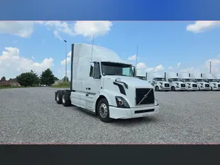 2018 Volvo VNL 740