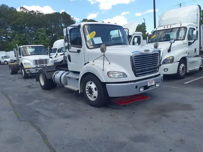 2020 FREIGHTLINER FLT8664T692eb199e2b2fb18648719f054a2cd8e