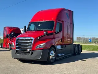2022 FREIGHTLINER Cascadia 126