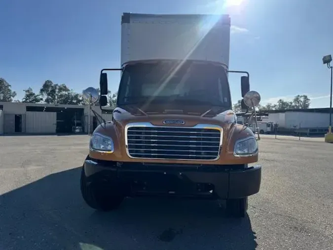 2021 Freightliner Business Class M2 106