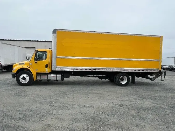 2018 Freightliner M2