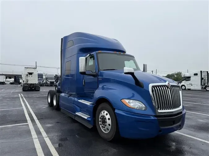 2020 INTERNATIONAL LT