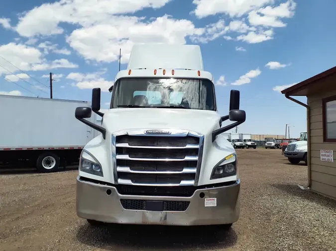 2019 FREIGHTLINER NEW CASCADIA PX12664