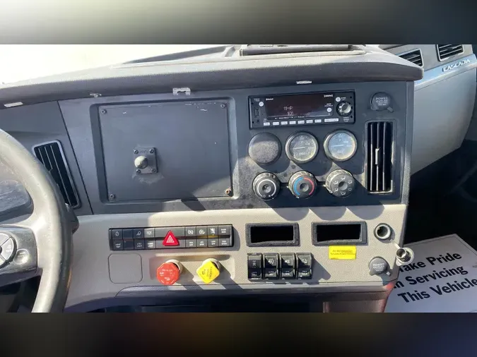 2020 Freightliner Cascadia 1266942b0ca4b7917207803e09f25d7a67f