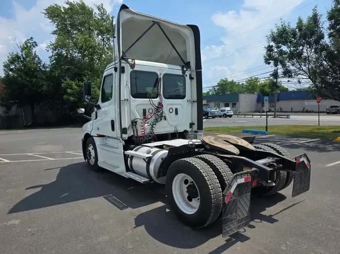 2020 FREIGHTLINER/MERCEDES NEW CASCADIA 12669461dba65b5a79f1ec8fc2134c05060