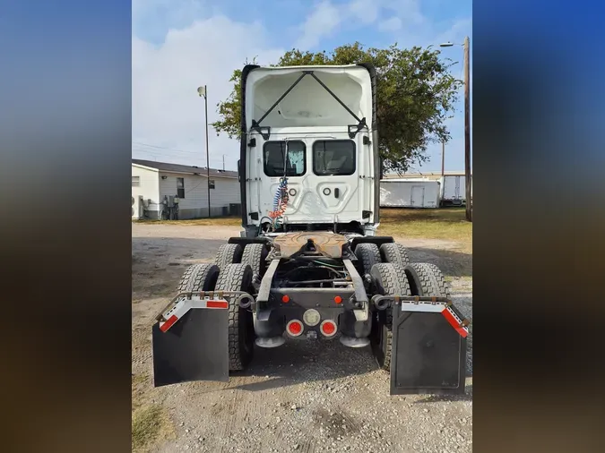 2020 FREIGHTLINER/MERCEDES CASCADIA 125