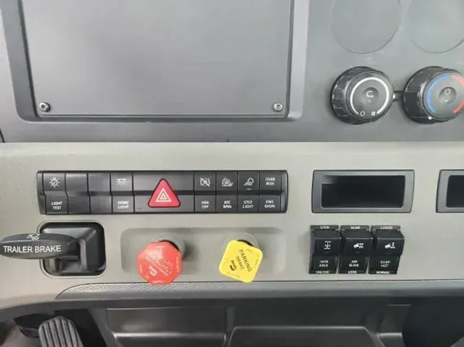 2019 Freightliner Cascadia694cbea8b387f72c4e9545b0f6074ece