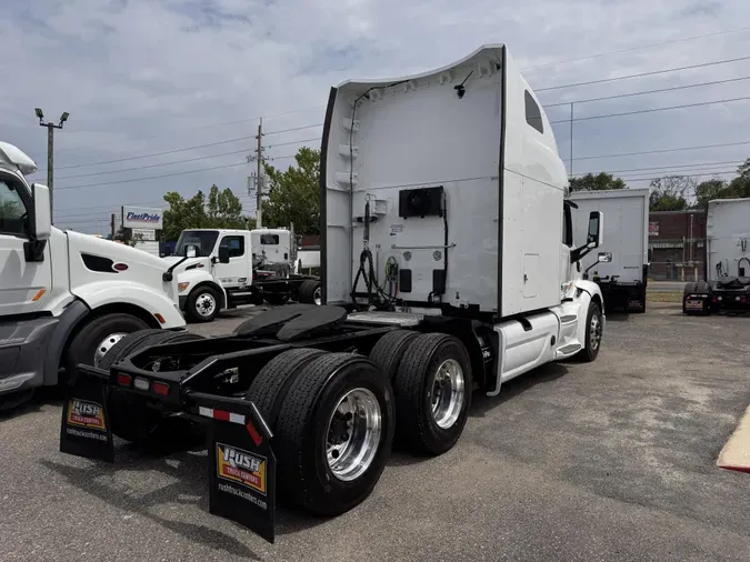 2022 Peterbilt 579