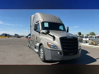 2024 Freightliner Cascadia 126