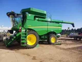2018 John Deere S770