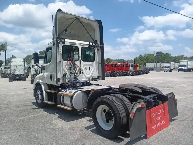 2018 FREIGHTLINER CASCADIA 113