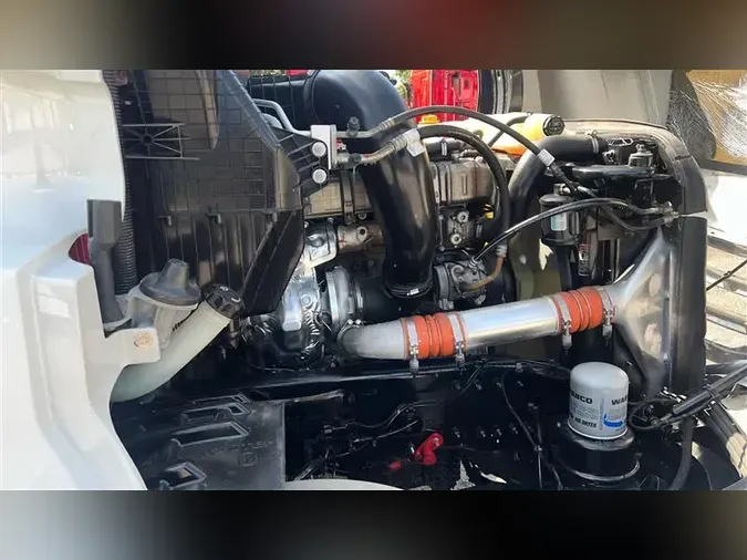 2020 FREIGHTLINER CA126