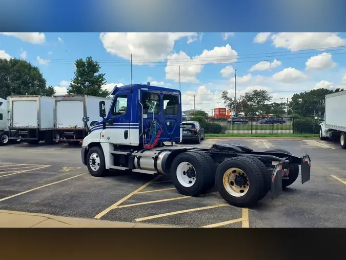 2020 FREIGHTLINER/MERCEDES CASCADIA 125