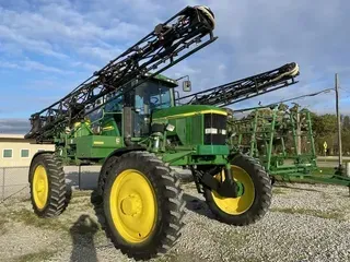 2001 John Deere 4710