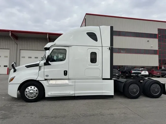 2023 Freightliner Cascadia&reg;