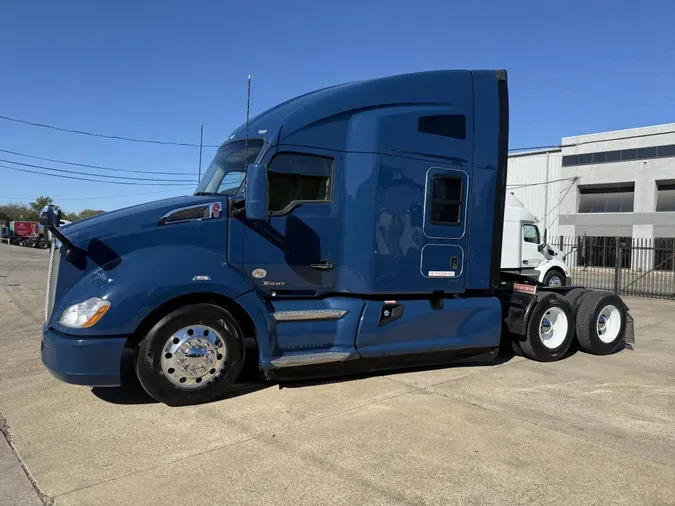 2022 Kenworth T680