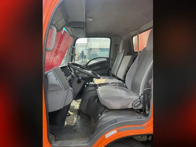 2019 ISUZU NQR