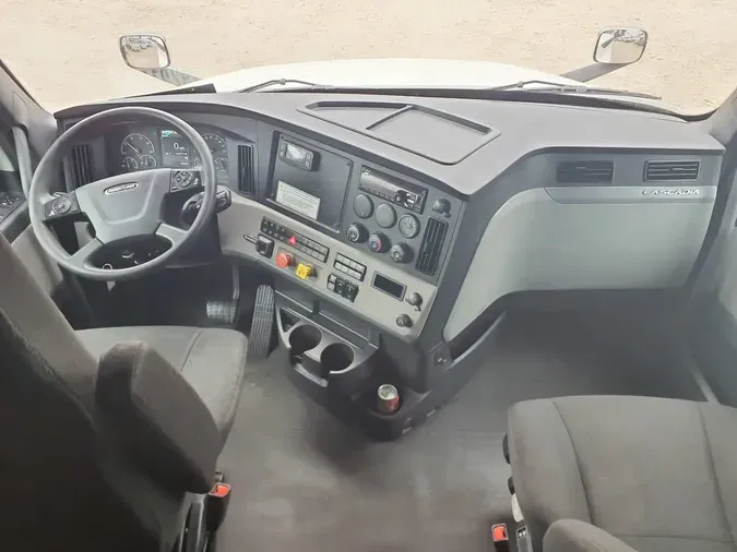 2020 FREIGHTLINER NEW CASCADIA PX12664