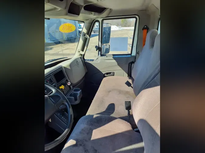 2018 NAVISTAR INTERNATIONAL 4300