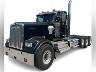 2026 Kenworth W900L