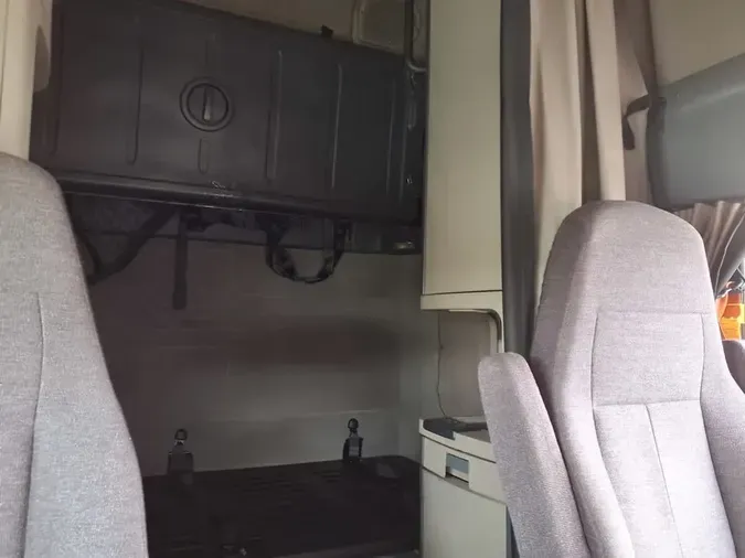 2019 FREIGHTLINER CASCADIA 125696a19e3970f843faeec11b1b69f1483