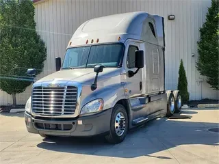 2017 FREIGHTLINER CASCADIA 125