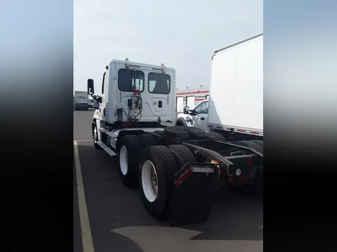 2014 FREIGHTLINER/MERCEDES CASCADIA 125