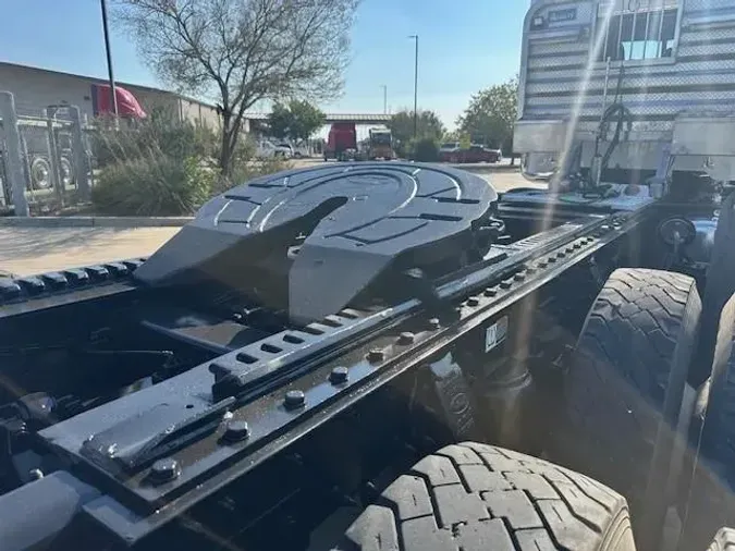 2021 Peterbilt 389