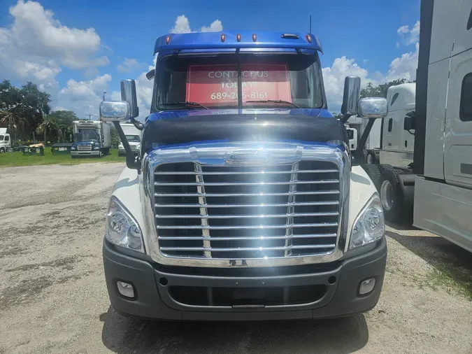 2016 FREIGHTLINER/MERCEDES CASCADIA 125