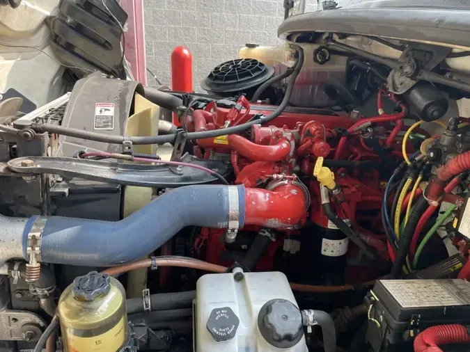 2019 FREIGHTLINER M2 106