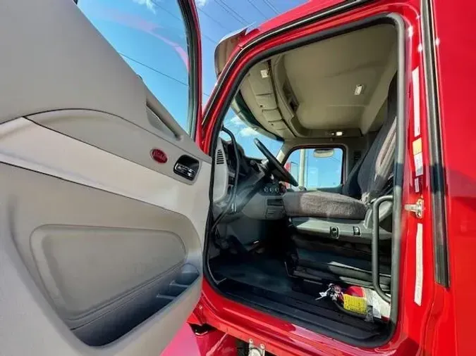 2020 Peterbilt 579