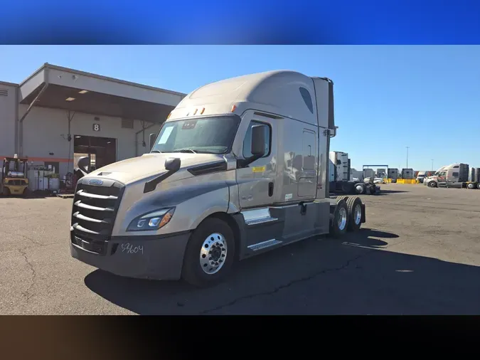 2025 Freightliner Cascadia 126697f8105d5b880f644cbbeaf17d6a3e3