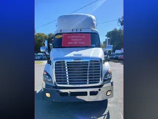 2018 FREIGHTLINER/MERCEDES CASCADIA 113