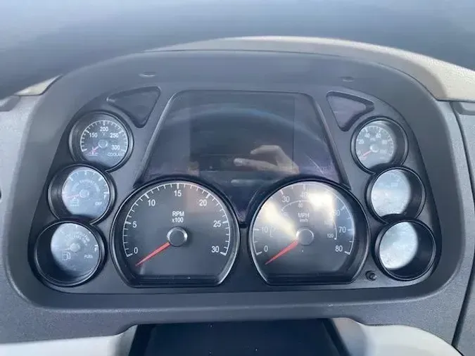 2021 Peterbilt 5796980c9ddcea766ad6f0f7810456ade03