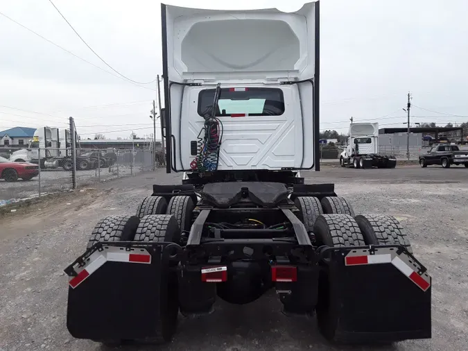 2018 NAVISTAR INTERNATIONAL LT625 DAYCAB T/A