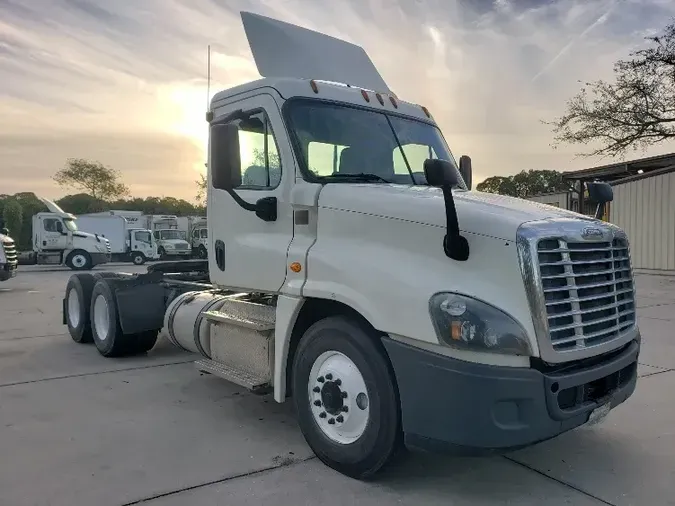 2017 Freightliner X12564ST6982a993eb67aa3a442c49d348716ac3