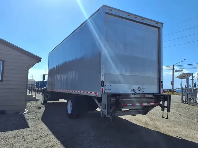 2018 FREIGHTLINER/MERCEDES M2 106