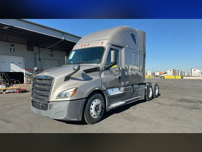 2024 Freightliner Cascadia 126