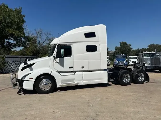 2019 VOLVO VNL64T760