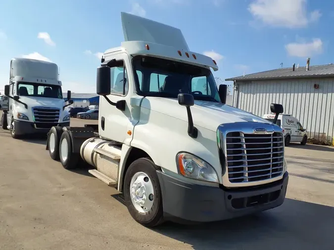 2019 FREIGHTLINER/MERCEDES CASCADIA 12569905240f0d89568d545559e5e0698da