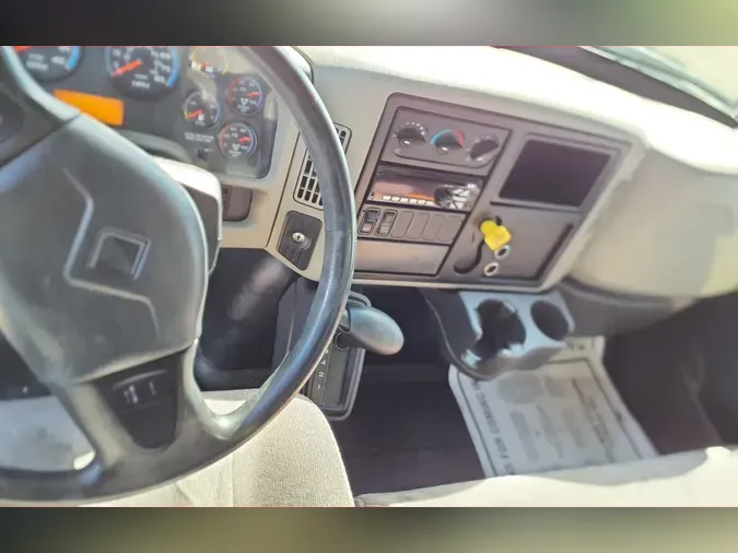 2015 NAVISTAR INTERNATIONAL 4300