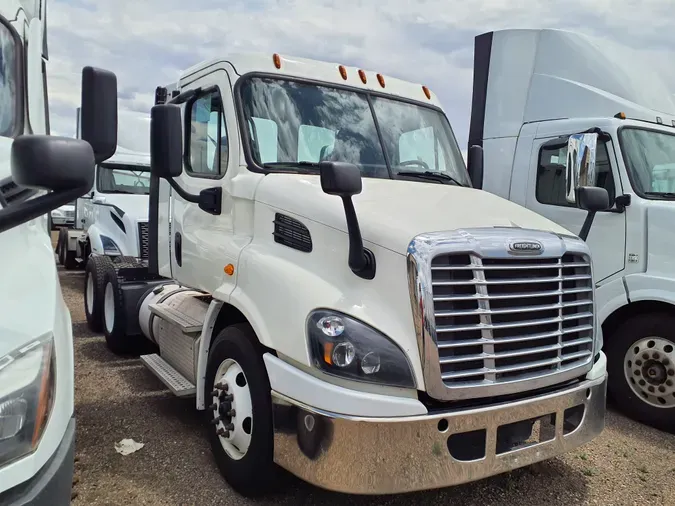 2018 FREIGHTLINER/MERCEDES CASCADIA 113