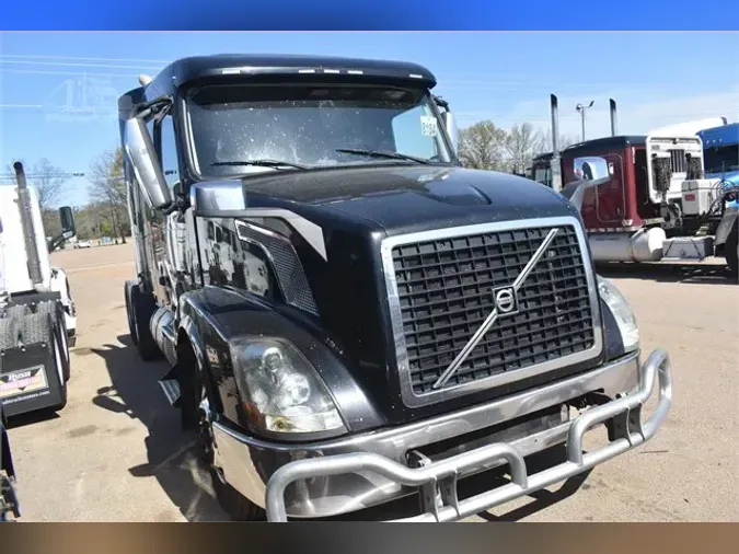 2017 VOLVO VNL64T630