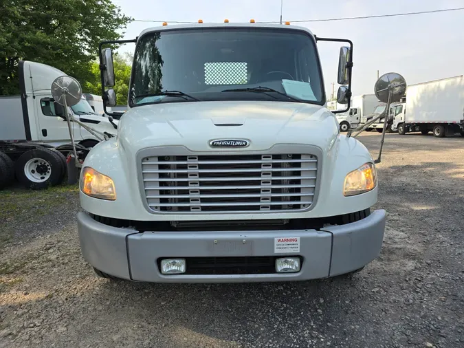 2017 FREIGHTLINER/MERCEDES M2 106