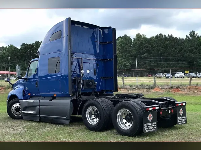 2022 INT LT625 6x4