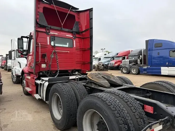 2021 VOLVO VNR64T300699a0a9f802f18856c25b4f60fafe433