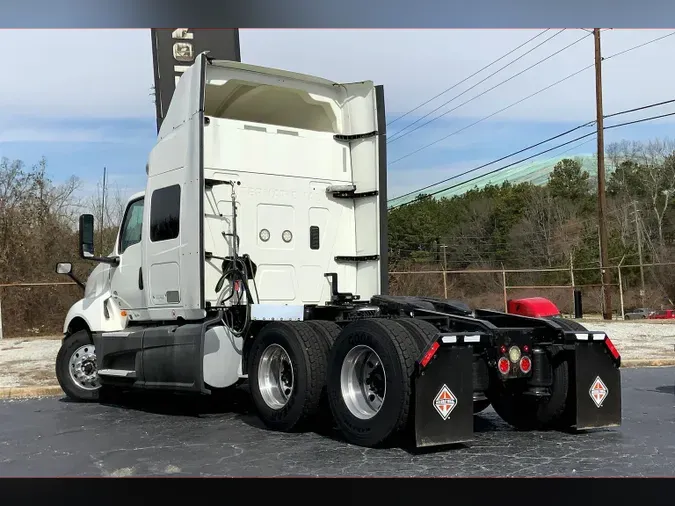 2021 INT LT625 6x4