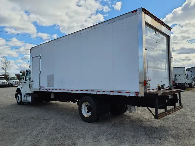 2017 FREIGHTLINER/MERCEDES M2 106