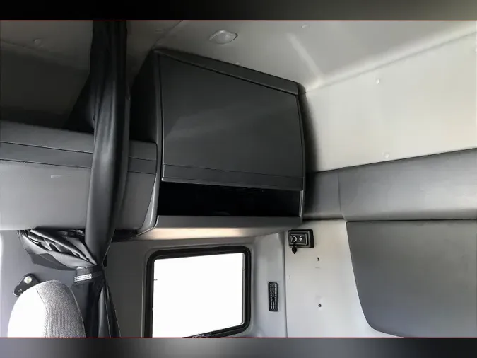 2022 INT LT625 6x4